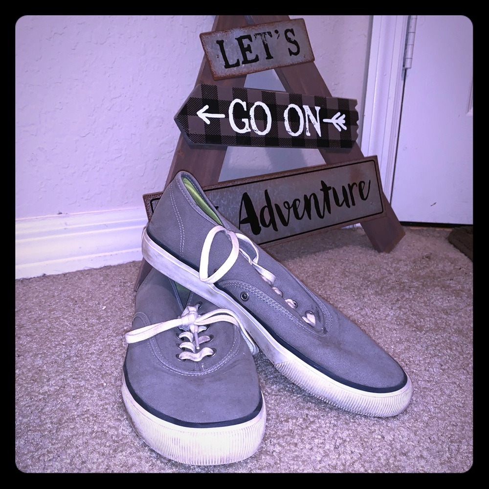 Hollister Men’s Shoes- Size 8.5